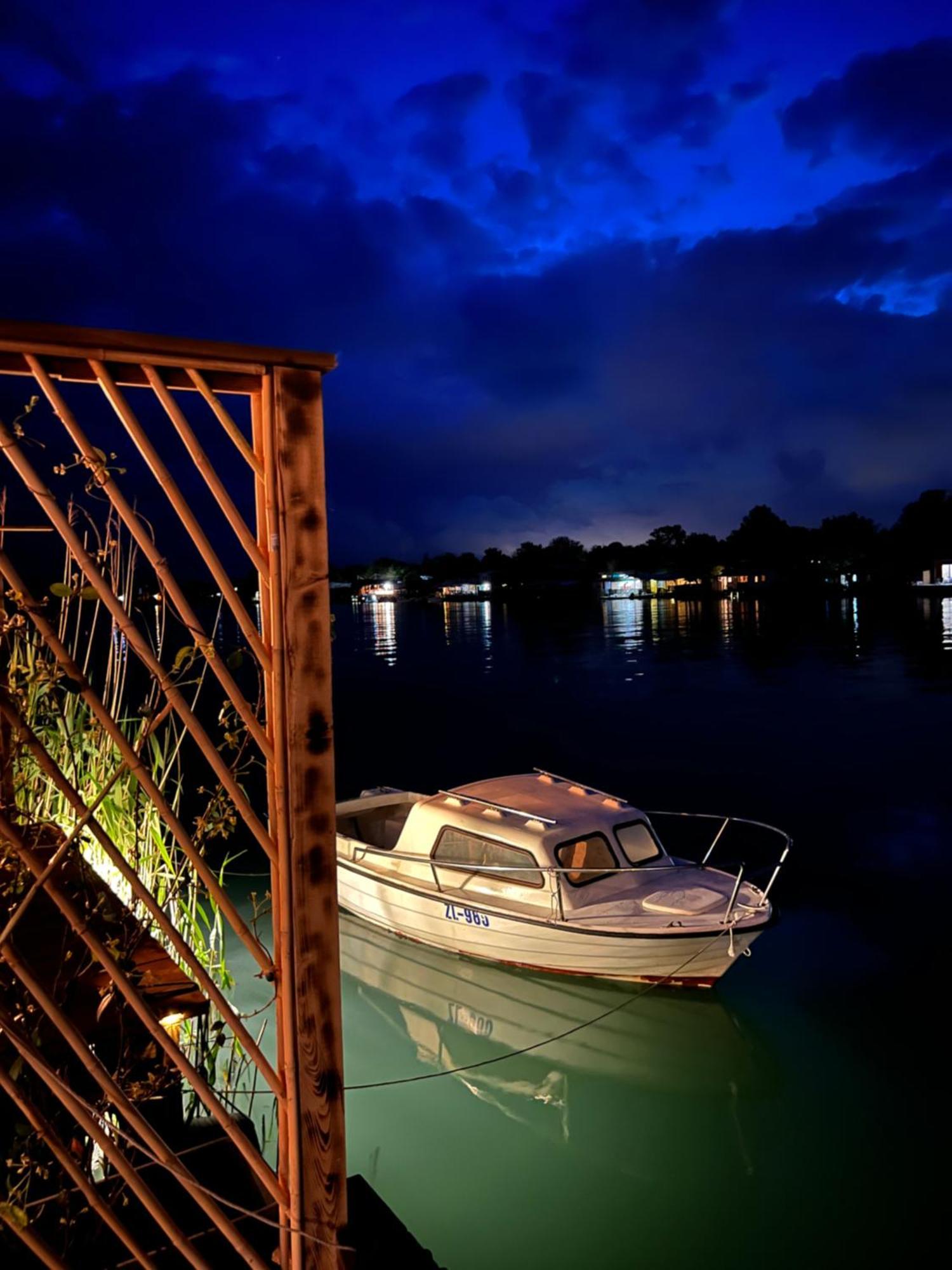 Meris Ulcinj Exterior photo